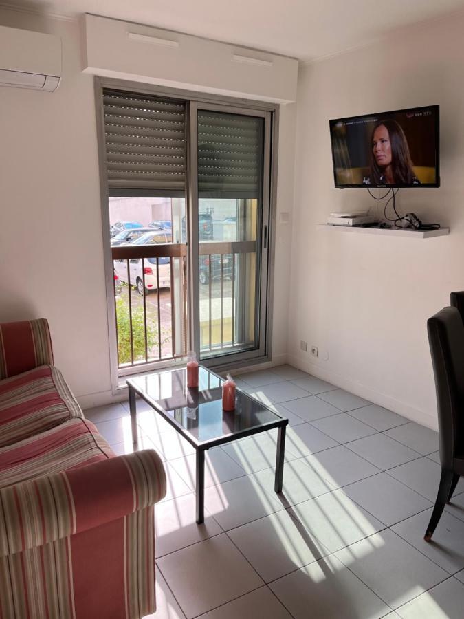 Superbe Appartement Au Bord De Plage Cros De Cagnes Екстер'єр фото